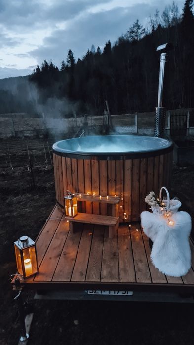 Mobilne Spa Beskidy  Wynajem mobilna balia mobilne jacuzzi ruska ban