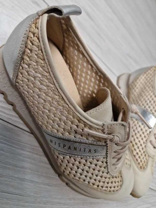 Sneakersy Hispanitas siatkowane skórzane
