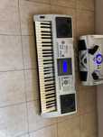 Pianino elektroniczne, keyboard, klawiatura dynamiczna, sustain pedal