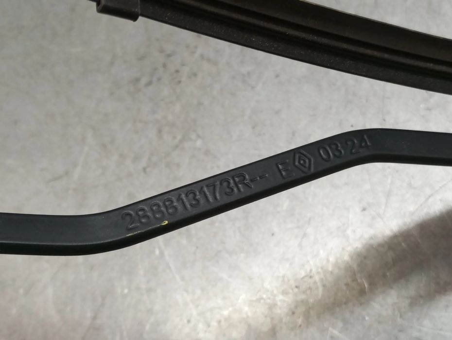 Haste / braço de escova limpa vidros frente direita RENAULT Clio V (BF