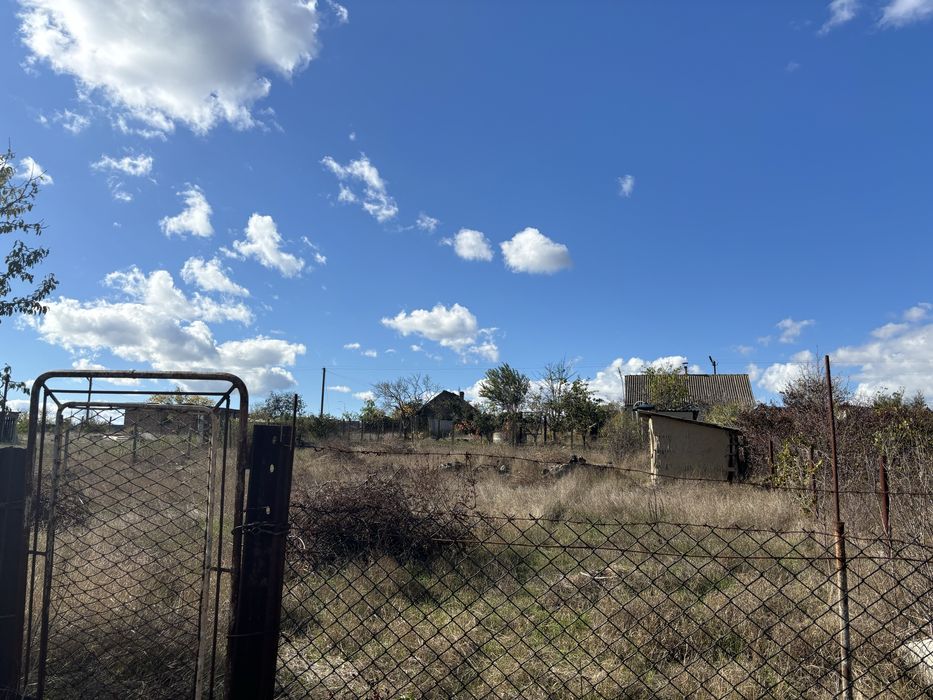 Продам дачный участок