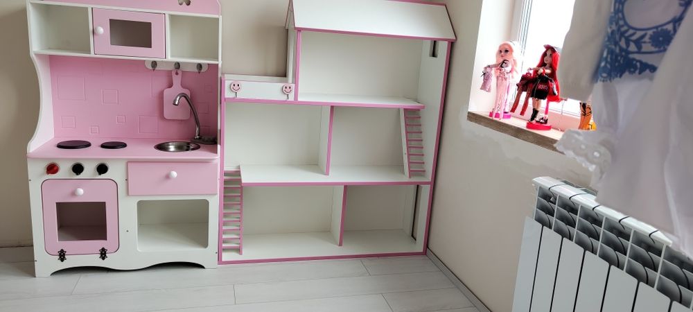 Ляльковий будинок для барбі. Домік. Кукольний