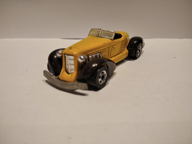 Hot Wheels Auburn 852 78r