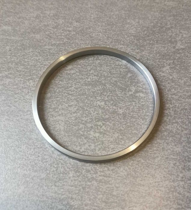 Pierścień dystansowy 78 x 84,9 x 5 sieczkarni CLAAS JAGUAR