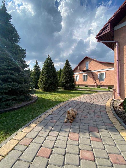 Продам дом з ремонтом