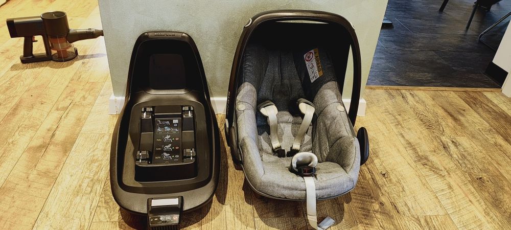 Nosidełko Maxi Cosi z bazą