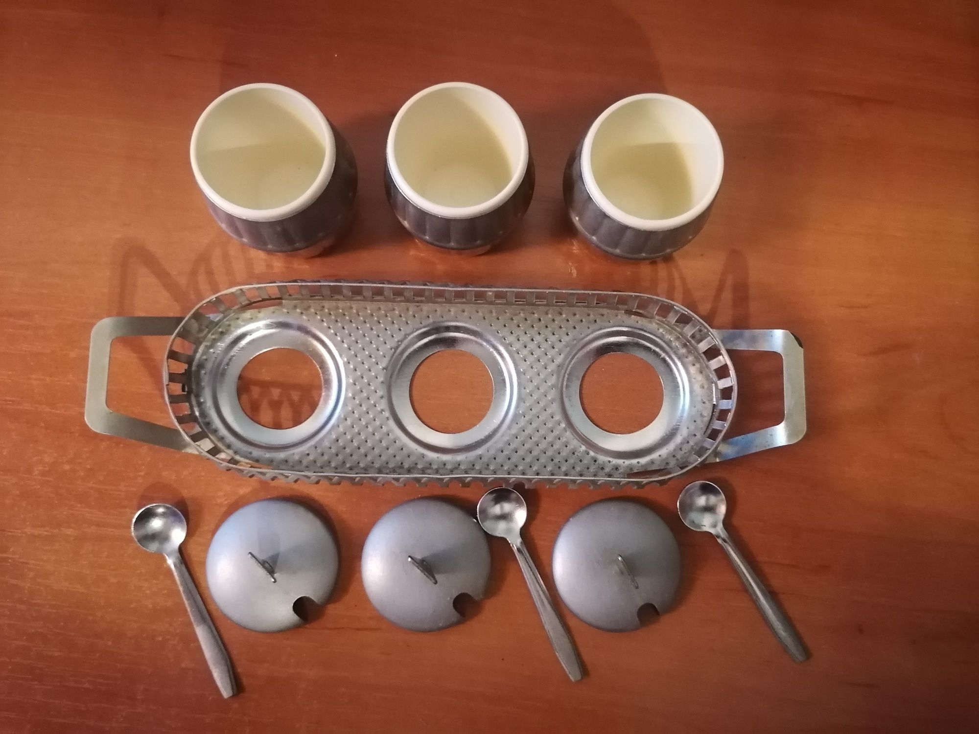 Przyprawniki metalowe prl