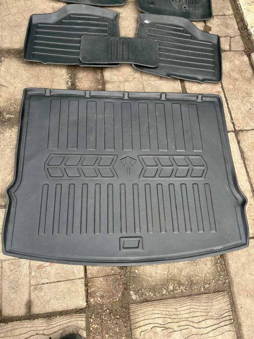 Гумові коврики в салон Джип Compass