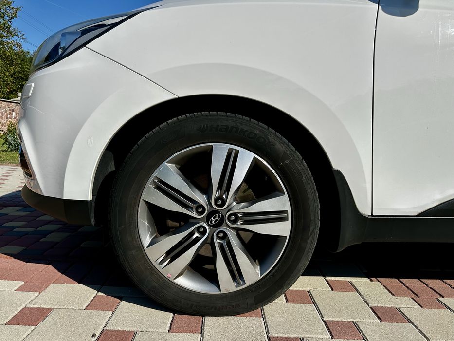 Автомобіль Hyundai ix35