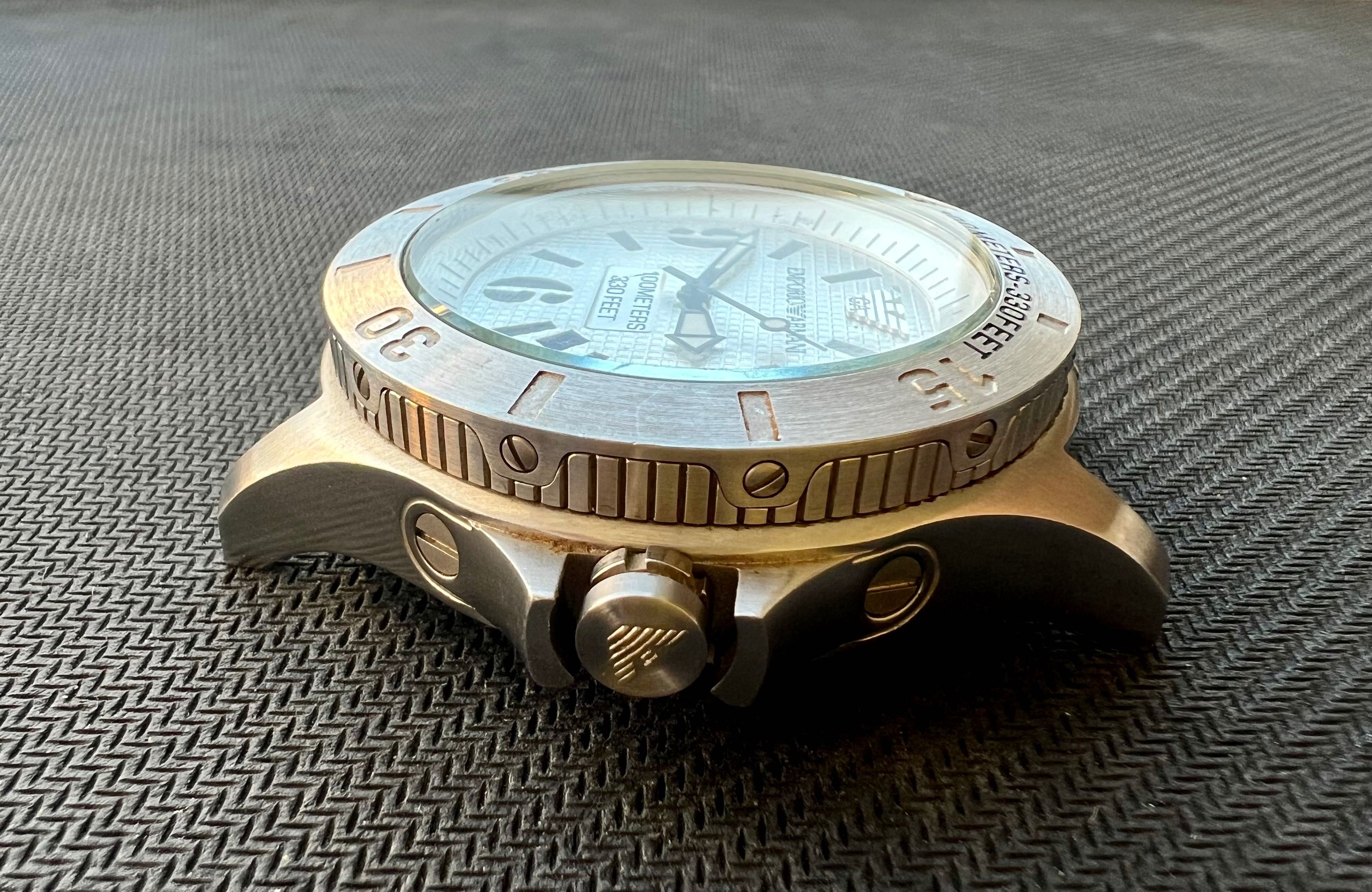 Relógio EMPORIO ARMANI (sem bracelete)