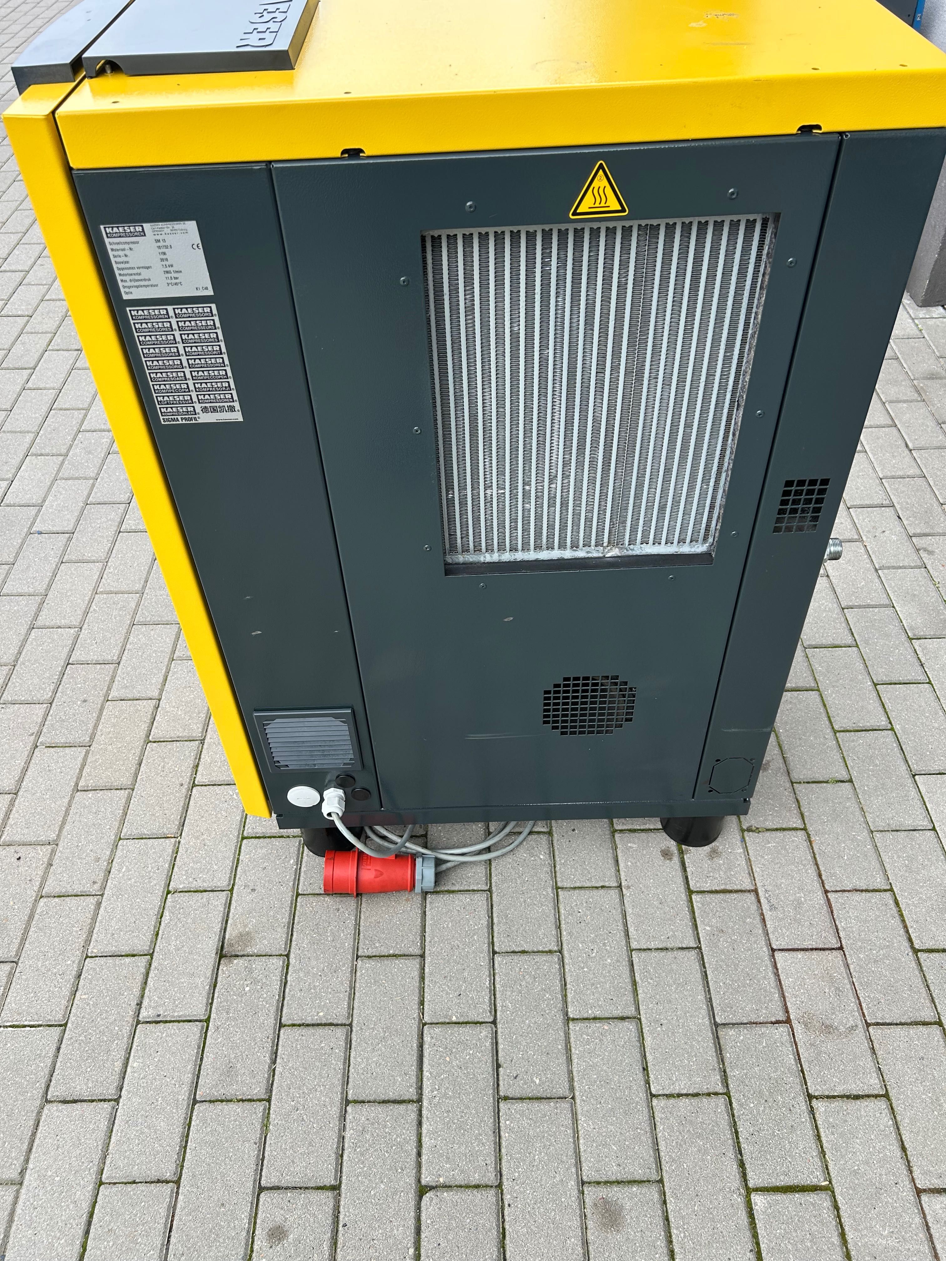 Kompresor  śrubowy  sprężarka KAESER SM13 7.5KW 11bar 1090 L/min