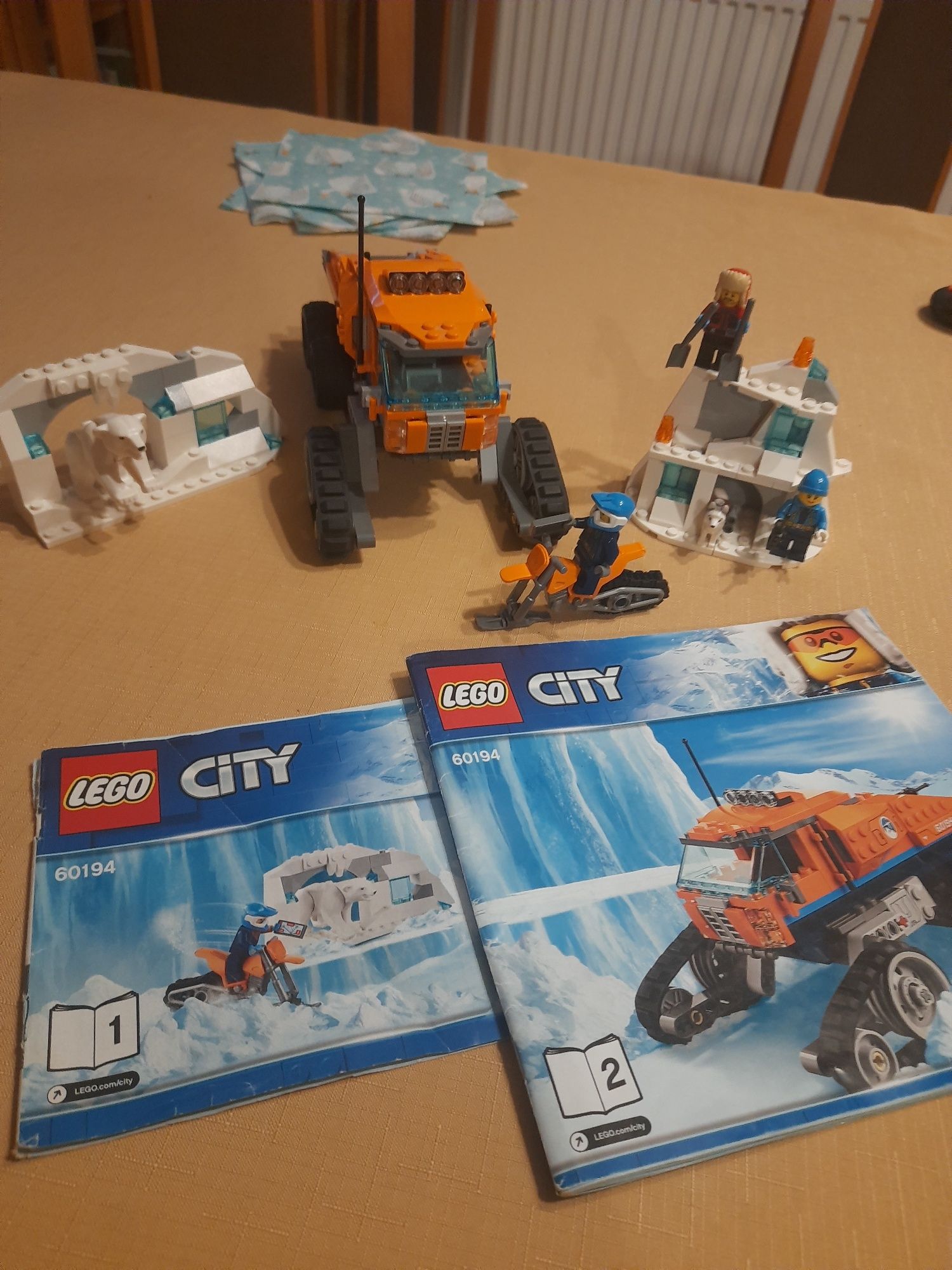 Lego City 60194 Arktyczna terenówka zwiadowcza