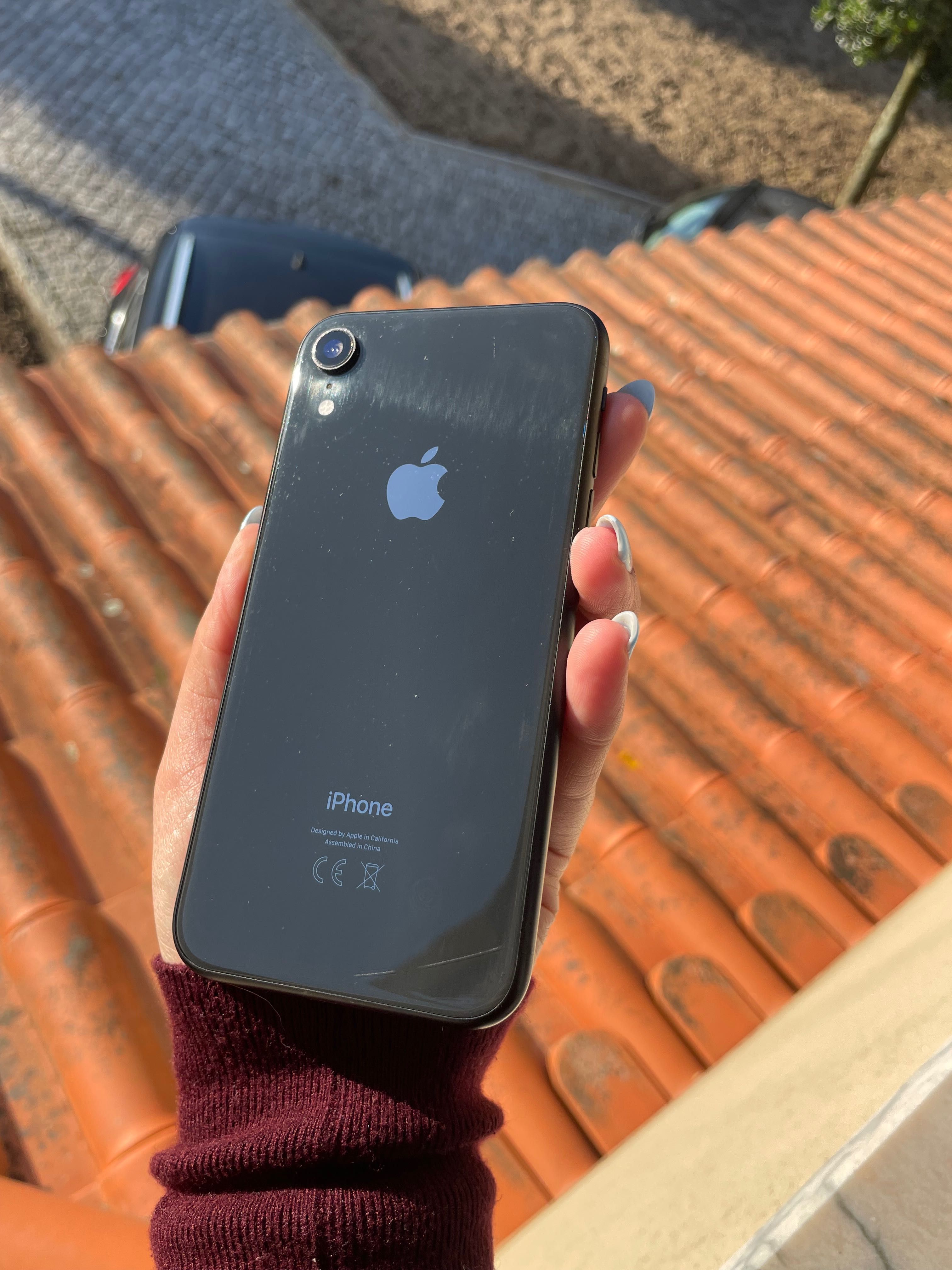 Vendo iPhone XR usado