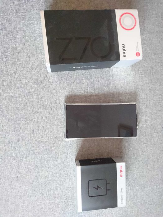 Nubia Z70S Ultra 16/512 pełny zestaw, wersja globalna.