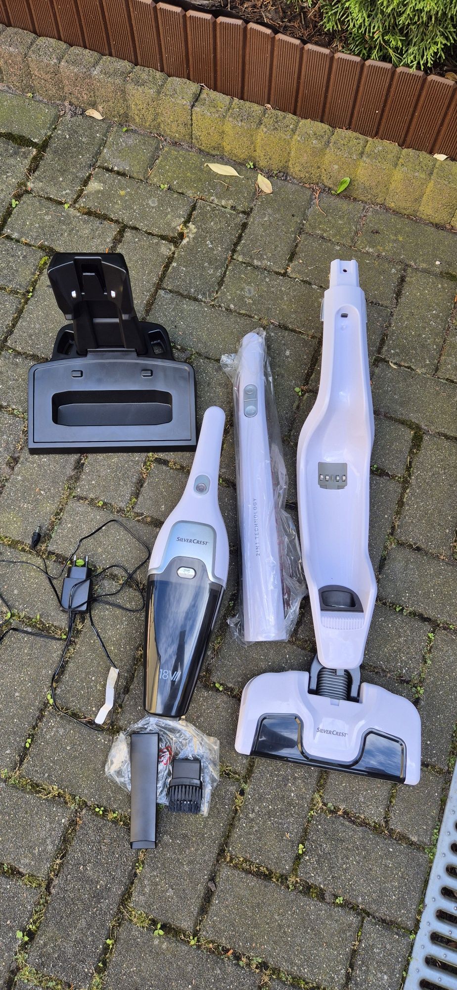 Odkurzacz pionowy SilverCrest SHSS 18 B1