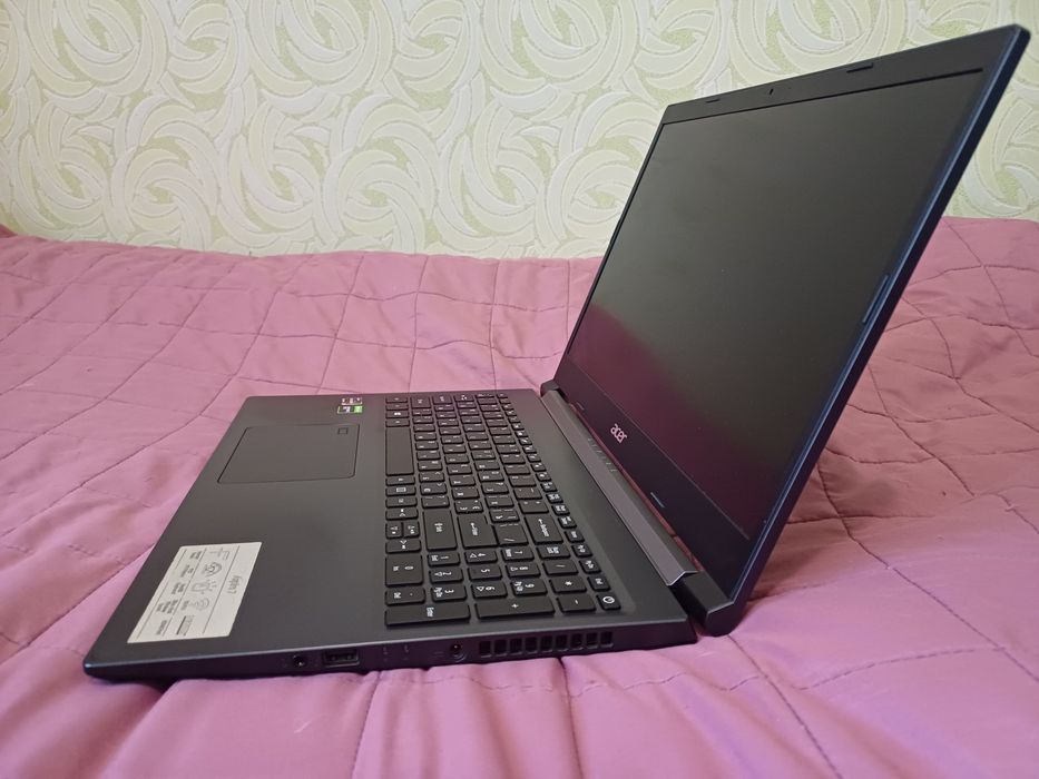 Крутой игровой Acer Ryzen 5 5500U|1650 4GB|512GB|8GB|