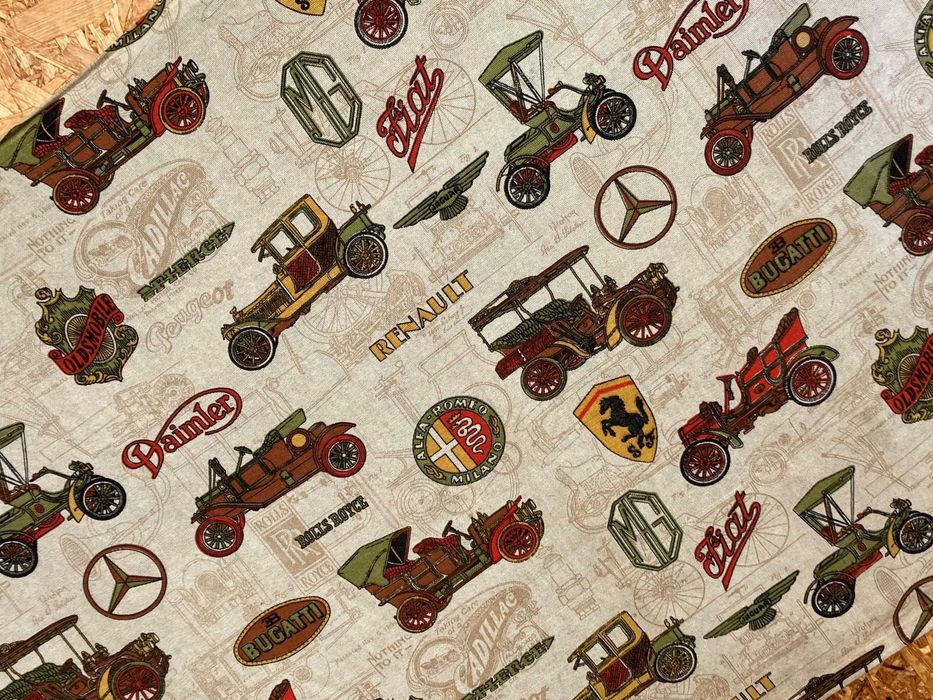 Tecido c/ logotipos de automóveis diversos; medidas  100x120