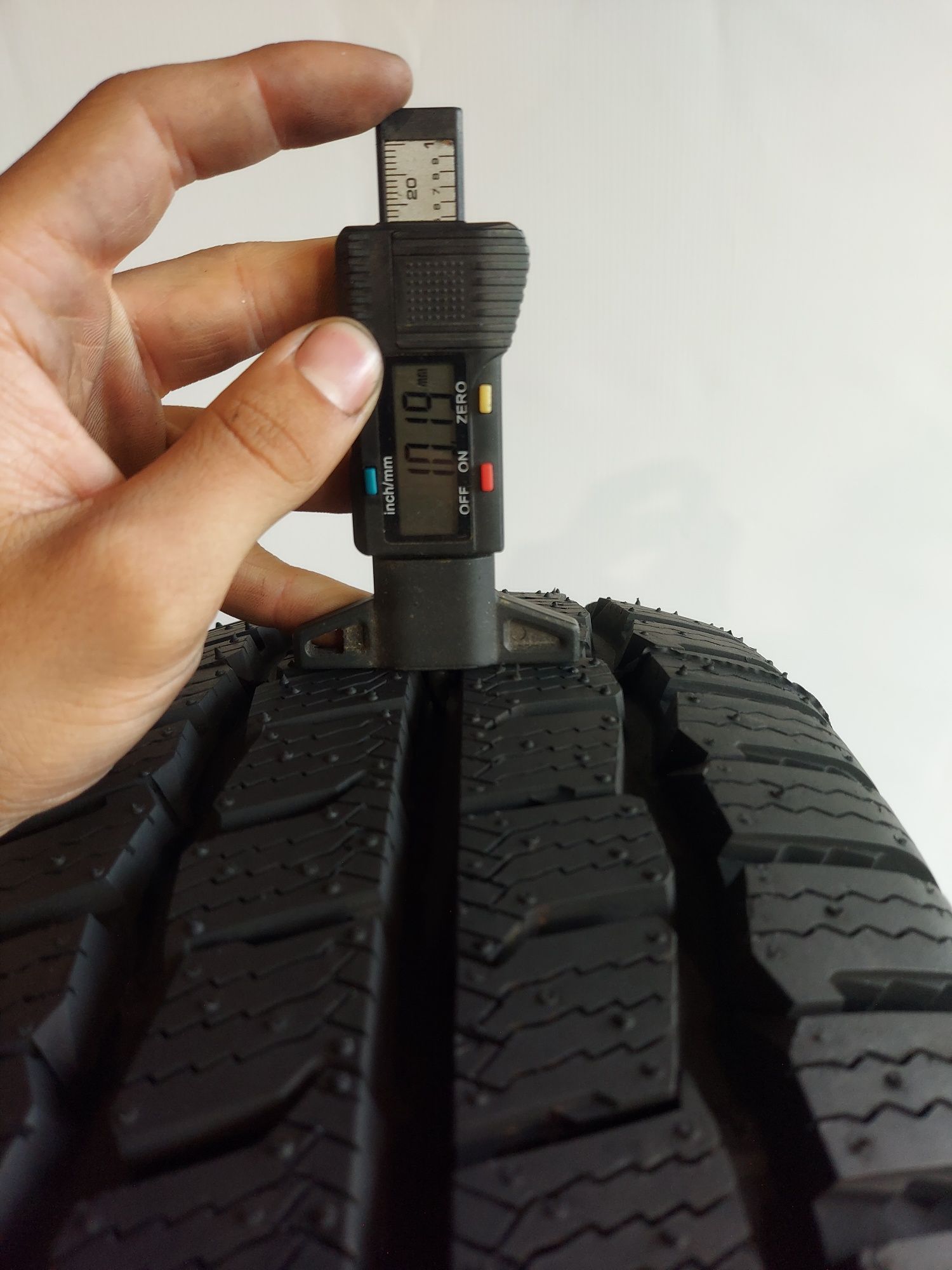 Opona pojedyncza 205/70/15 C Kumho portran 10,1 mm