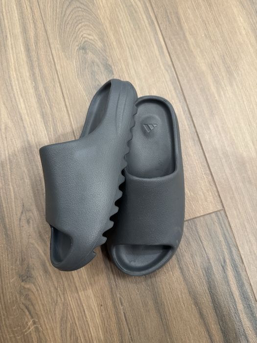 Шлепки, сланці. Adidas. Р. 37. (24 см)