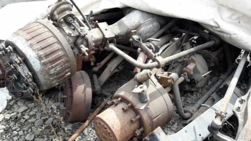 most przedni dyfer  steyr 4x4 oryginał zwrotnica półoś napedowa