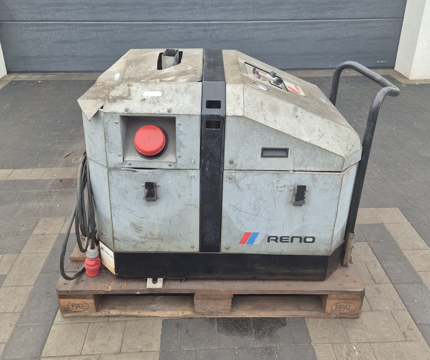 Karcher  myjka Reno 200 bar ciepła woda