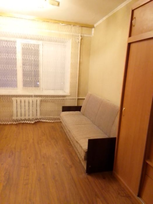 Гуртожиток р-н Урожаю. Центр міста.