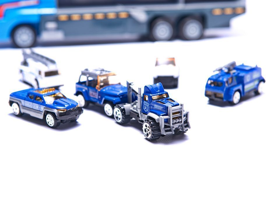 TIR Transporter Policyjny ciężarówka wyrzutnia + metalowe auta