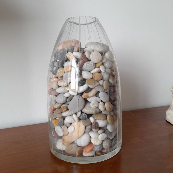 Jarra vidro pedras decorativas