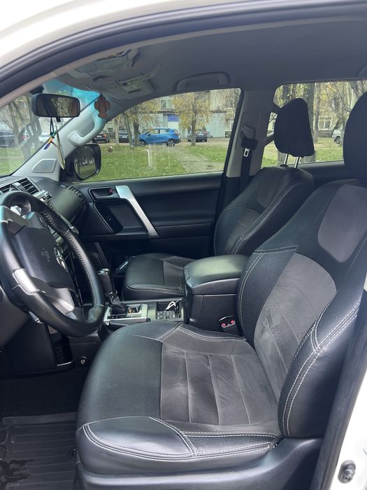 Продам Toyota Land Cruiser 2014