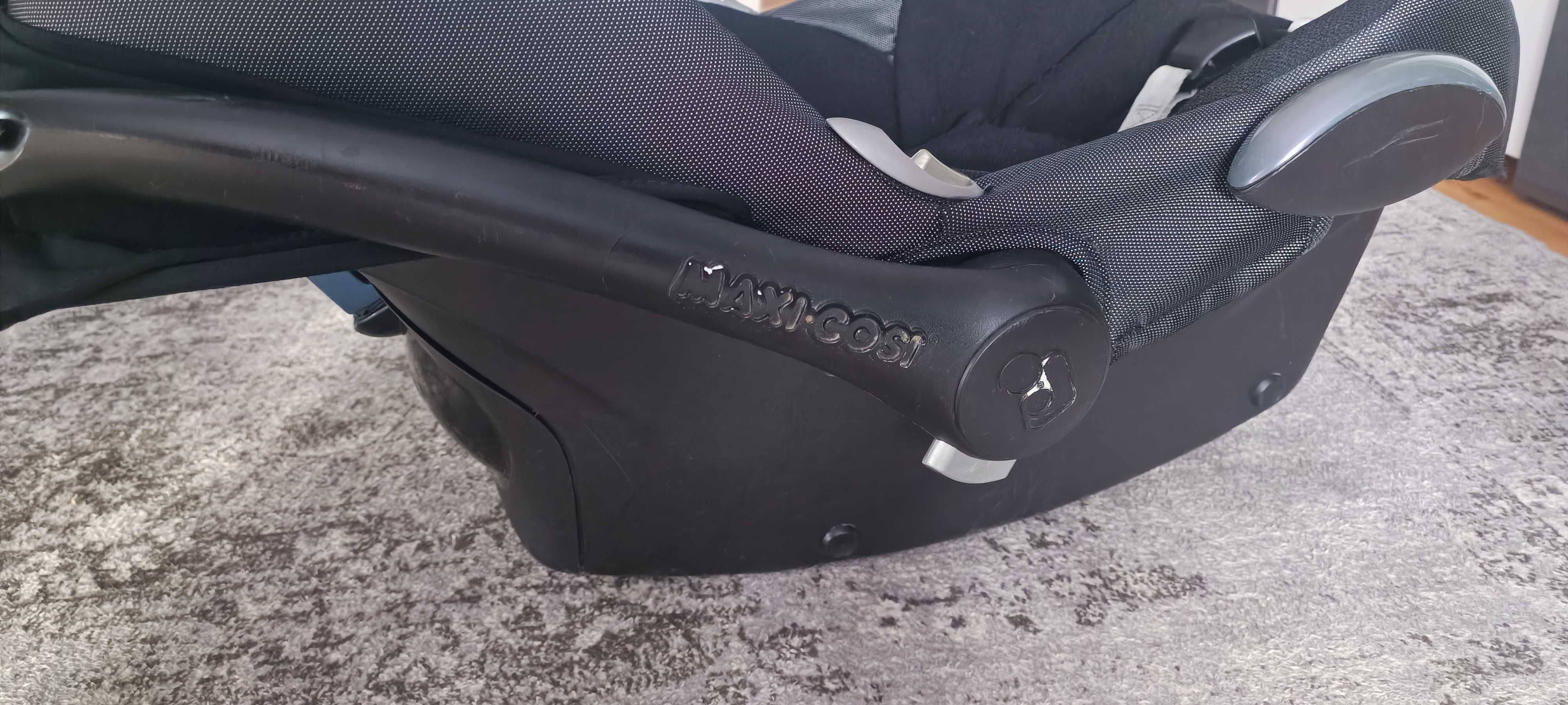 Nosidełko, fotelik Maxi-Cosi z bazą isofix (EasyFix)