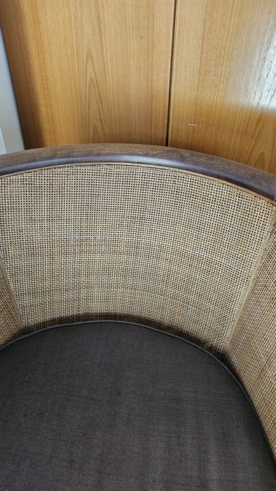 Poltrona em madeira e verga