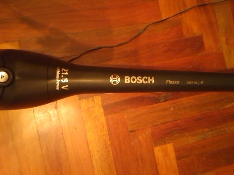 Пылесос BOSCH flexxo serie 4