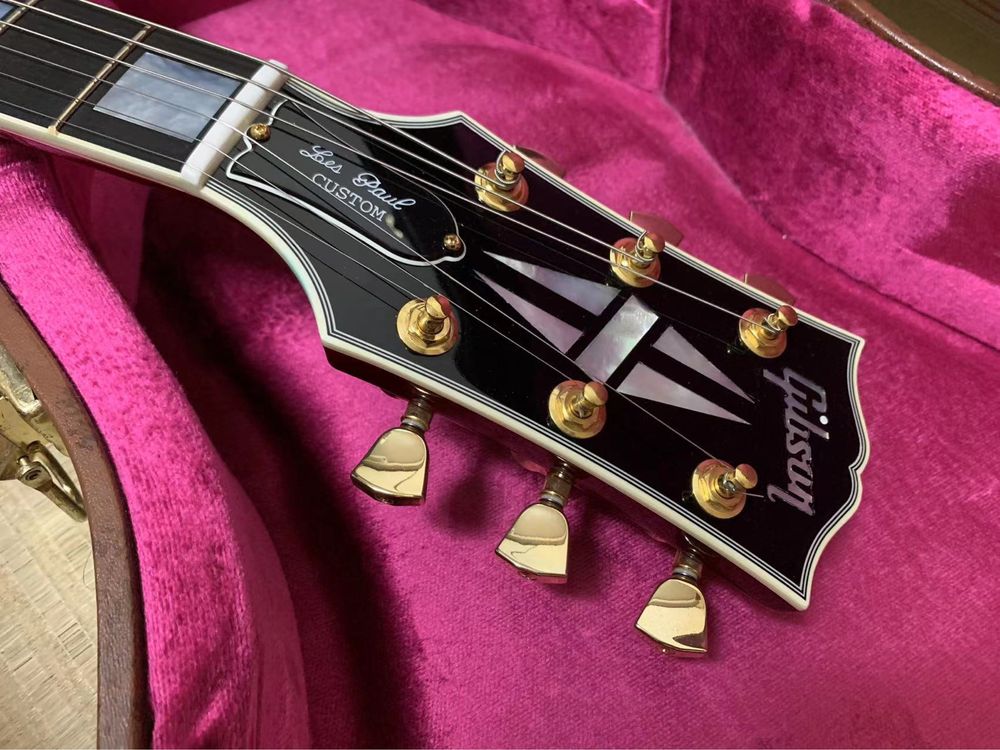 Gibson Les Paul Custom (6000$)