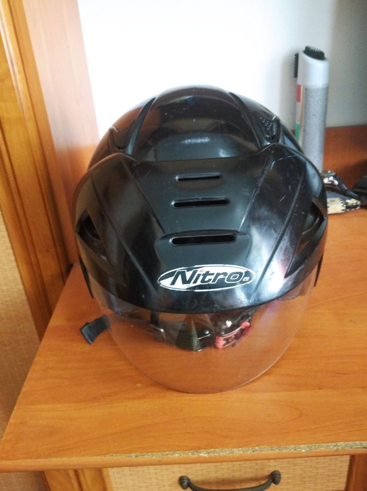 Шлем полулицевик Nitro x512-v