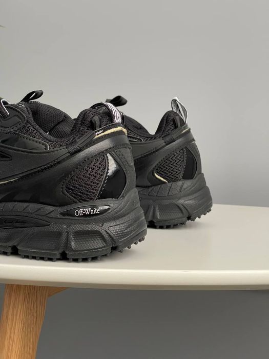 Кросівки Off-white Be Right Back black/Grey чорні