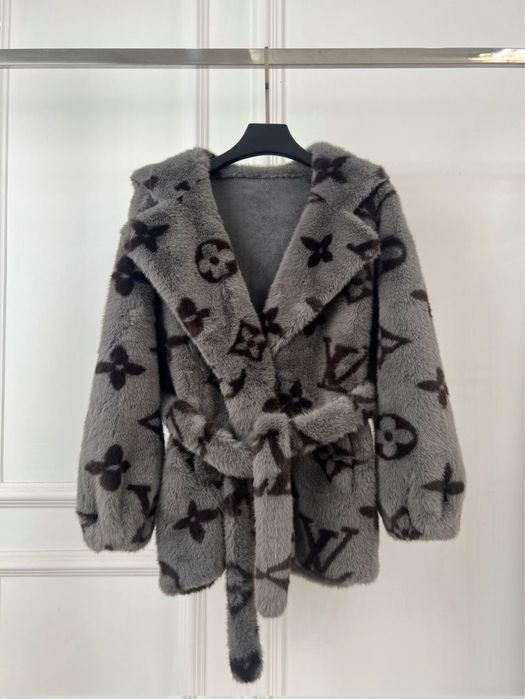 LV futro naturalne obłed must have