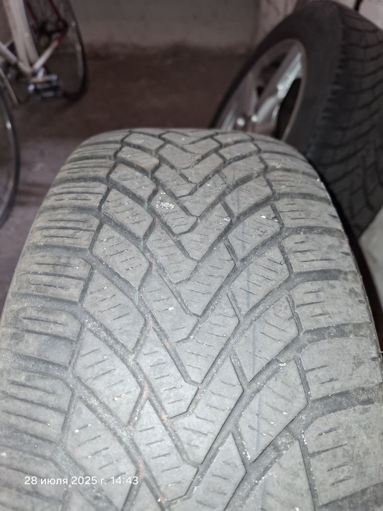 Opony 205x55x16 razom z felgami