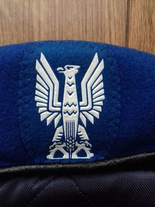 Beret ORMO (z czasów PRL-U)