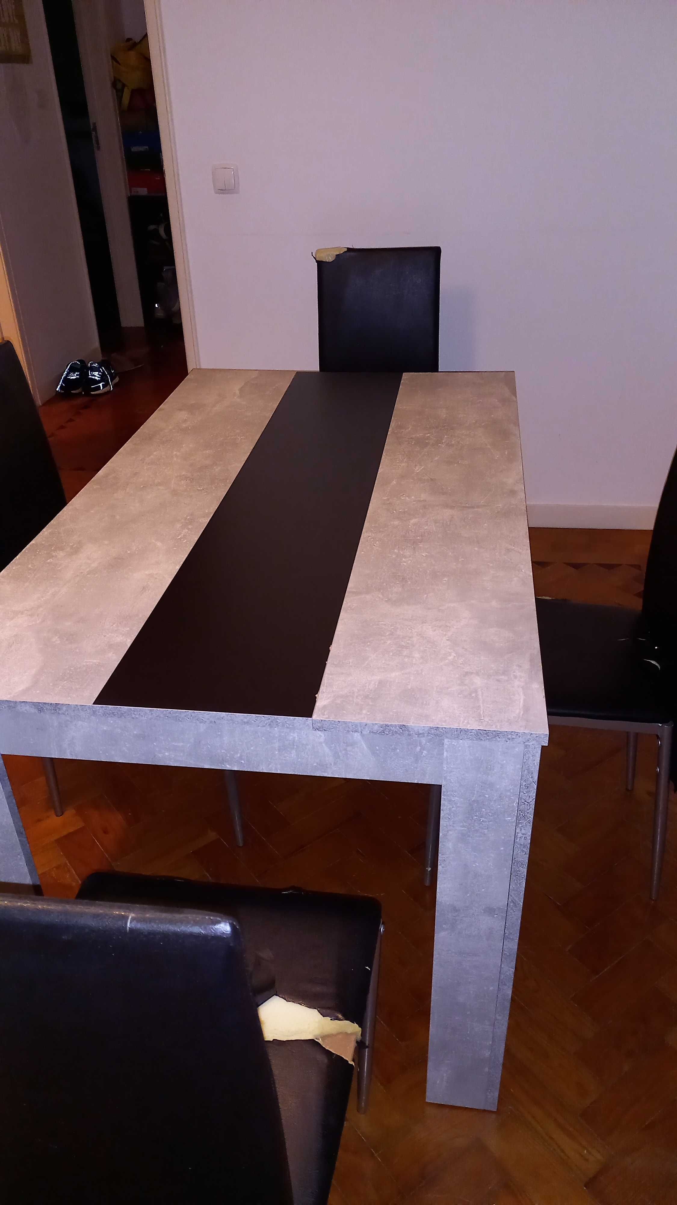 Mesa de jantar conforama