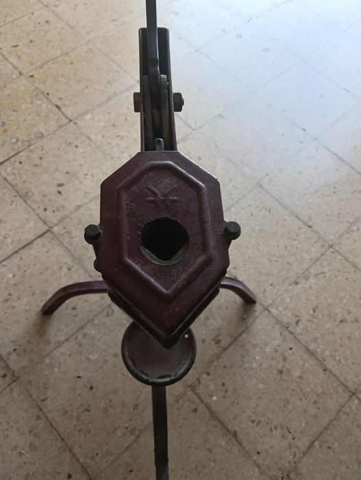 Emrolhador  para engarrafar