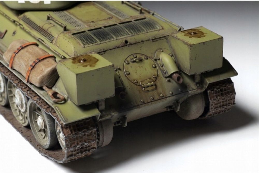 Zvezda 3686 Model do sklejania Radziecki lekki czołg T-34/76 Mod.1942