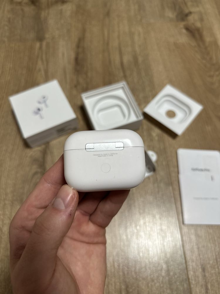 навушники Airpods Pro 2 2023 + apple watch в подарунок