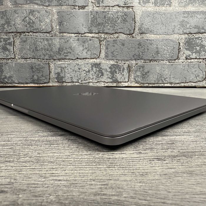 Ноутбук Apple MacBook Pro 13 2020 (M1 | 16Gb | 512Gb SSD | 8 GPU)