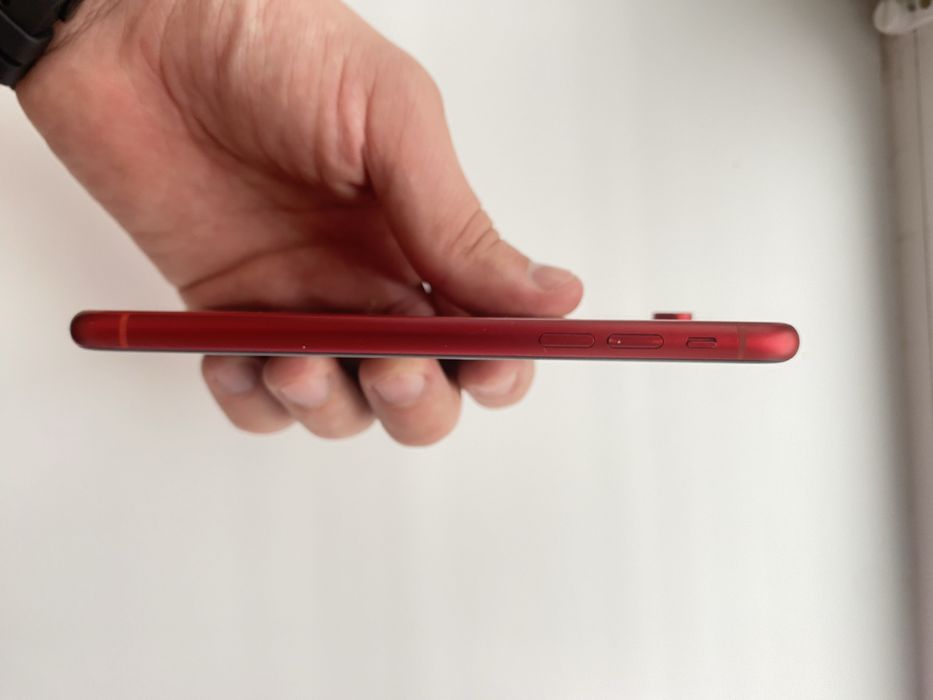 iphone xr 64 Gb ред