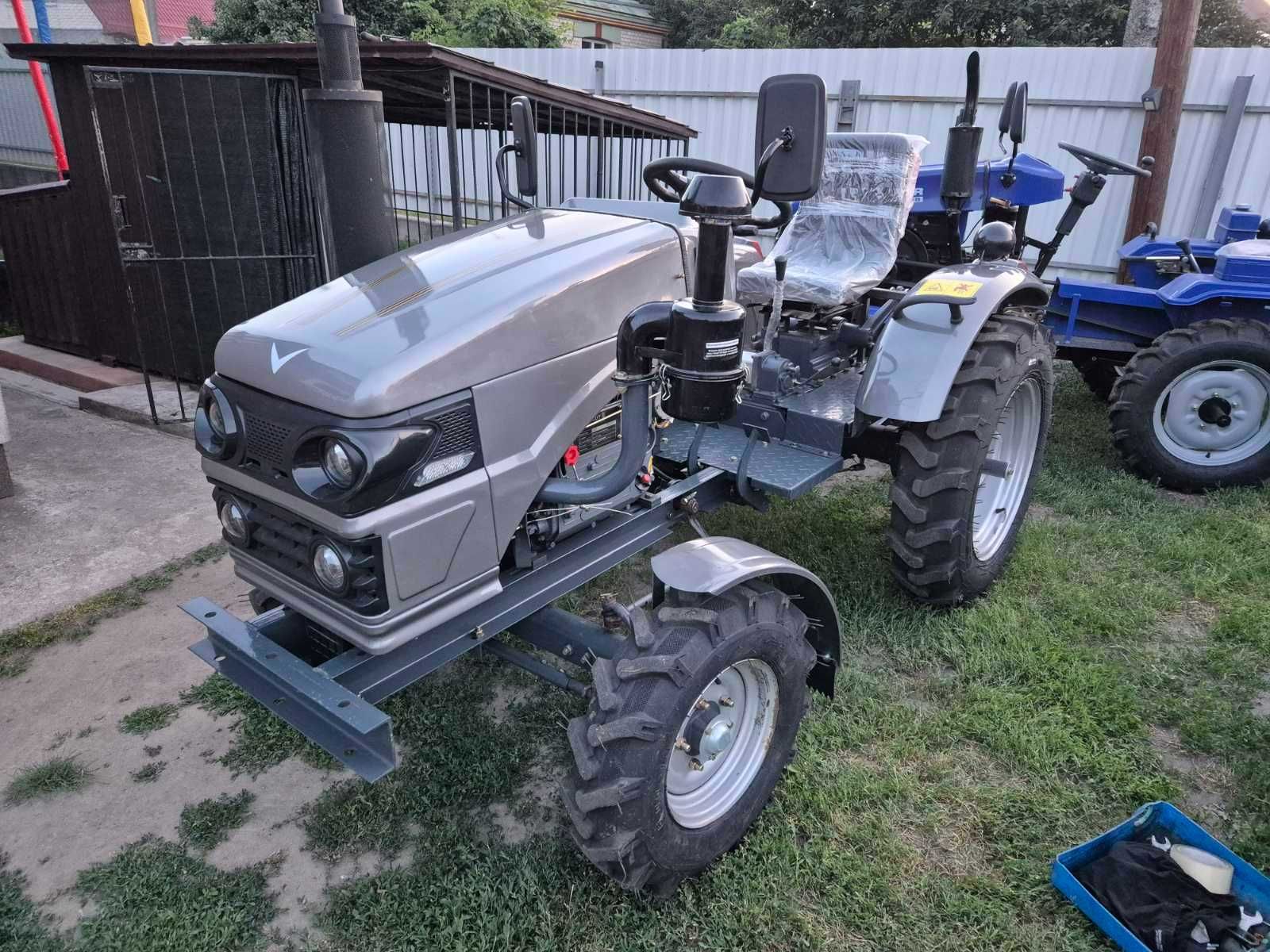 Трактор Скаут Т-220В