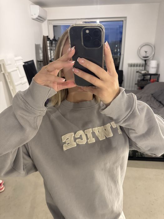 Блакитний світшот Twice