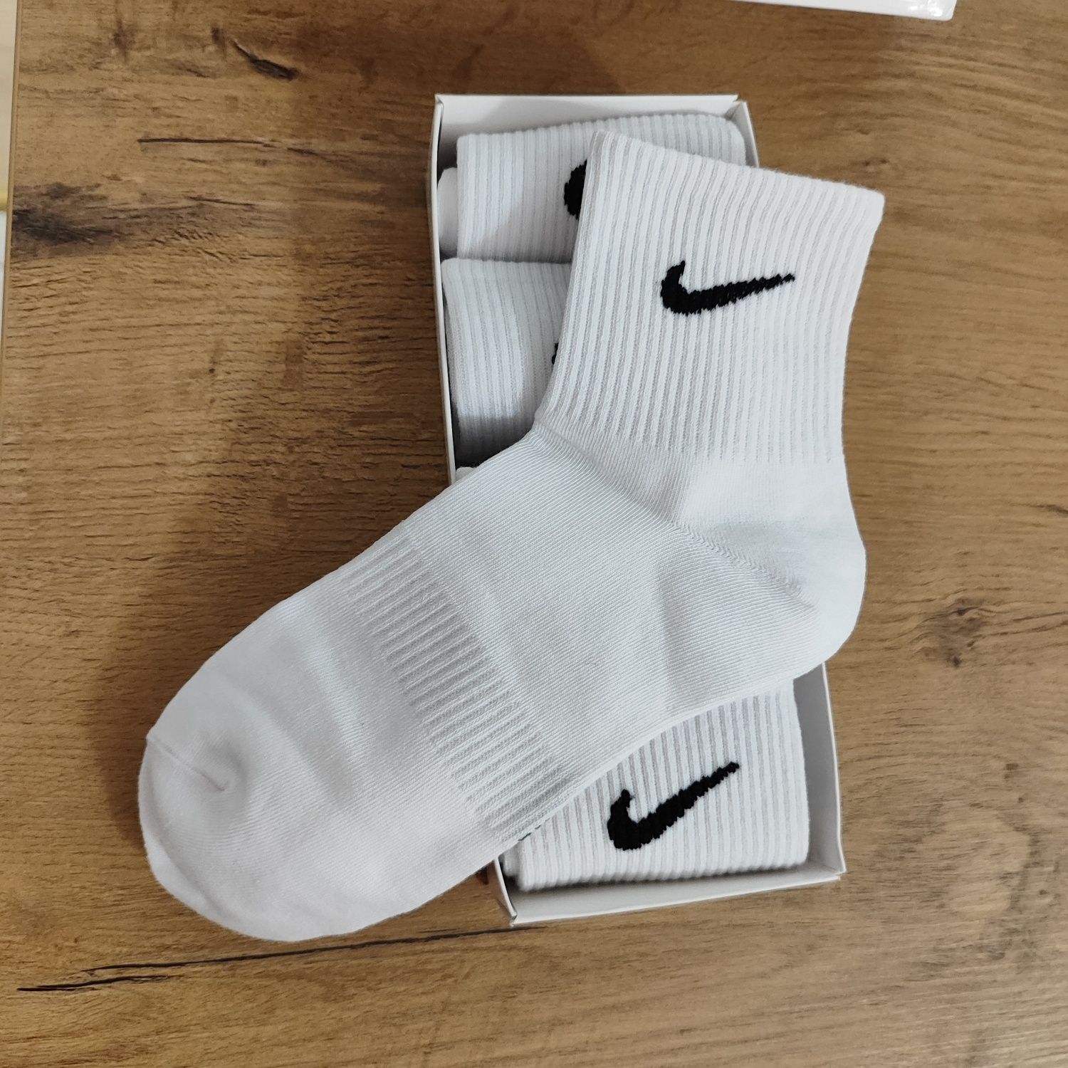 Skarpety nike box set zestaw 5 par białych