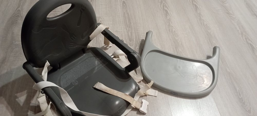 Krzesełko do karmienia podróżne