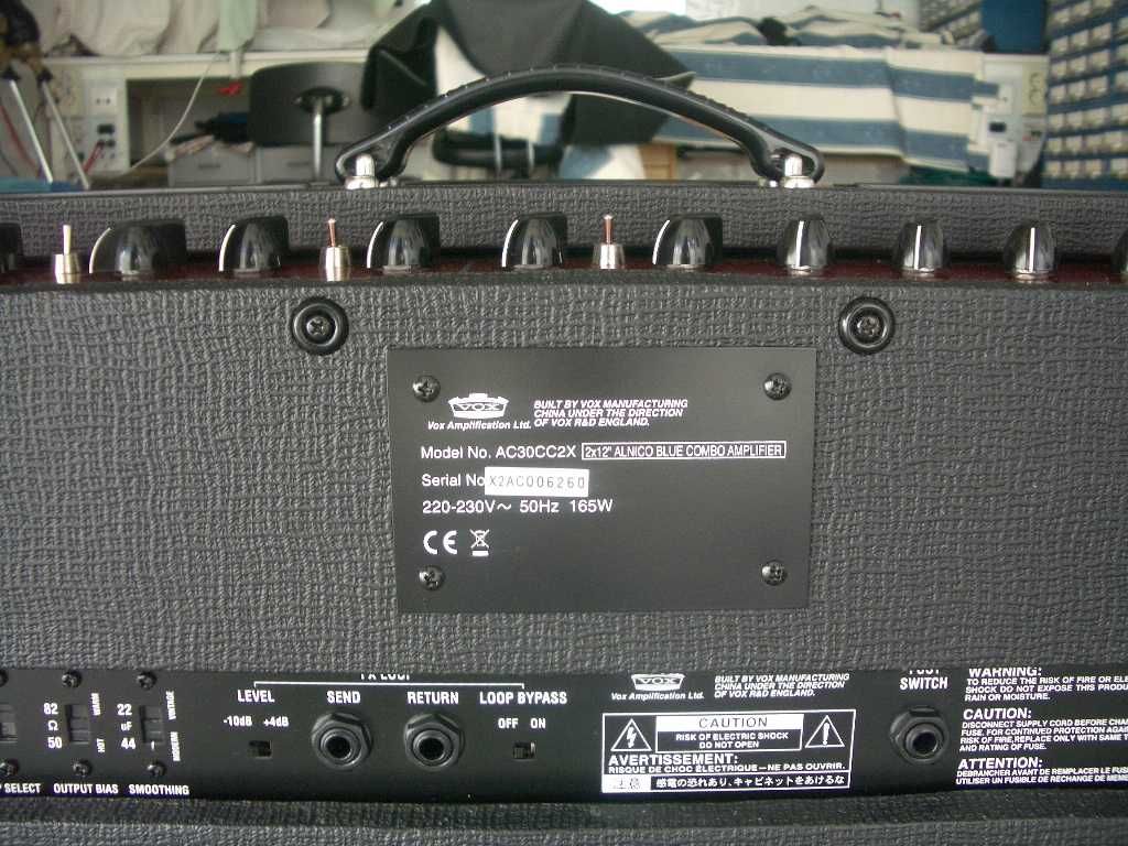 VOX AC30CC2X Imaculado, Altifalantes Blue Bulldog