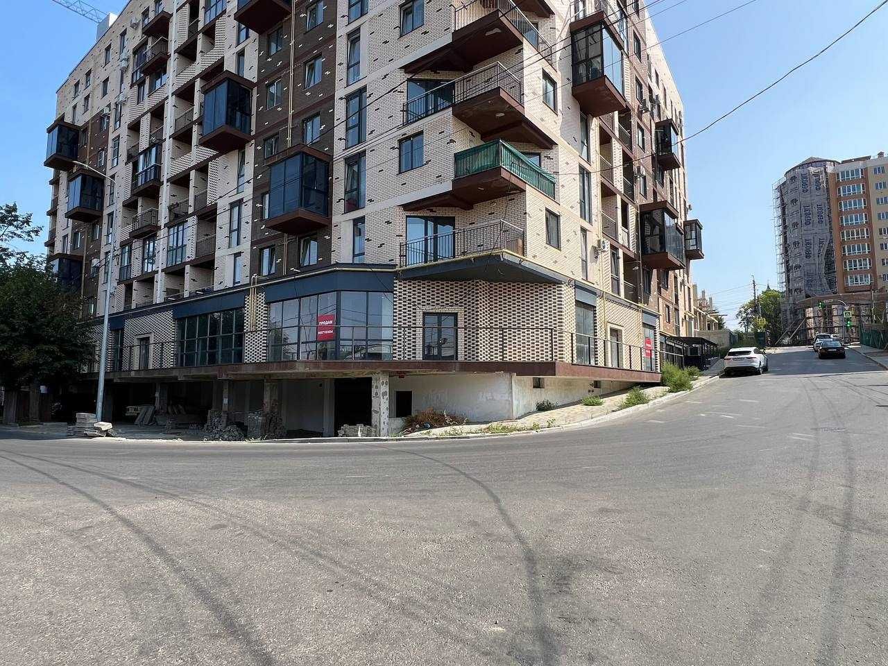 ФАСАДНЕ приміщення в новобудові, ЩЕРБАНЮКА-Г.МАЙДАНУ